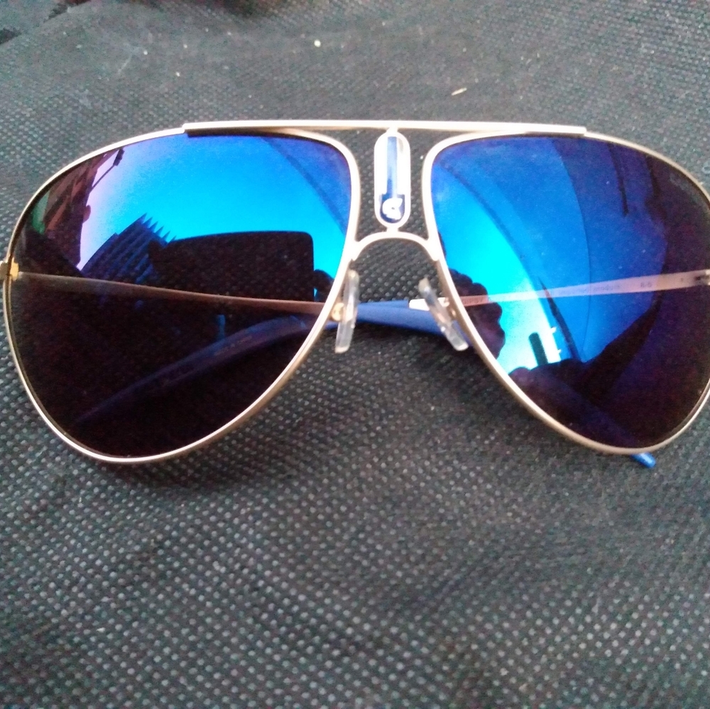 Sunglass